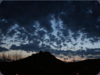 Staufener Burg bei Sonnenaufgang